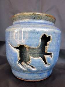 Hound and Hare- Double Wall Pot